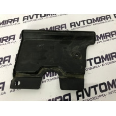 Накладка передньої панелі нижня ліва Hyundai i30 2007-2012 291372L000